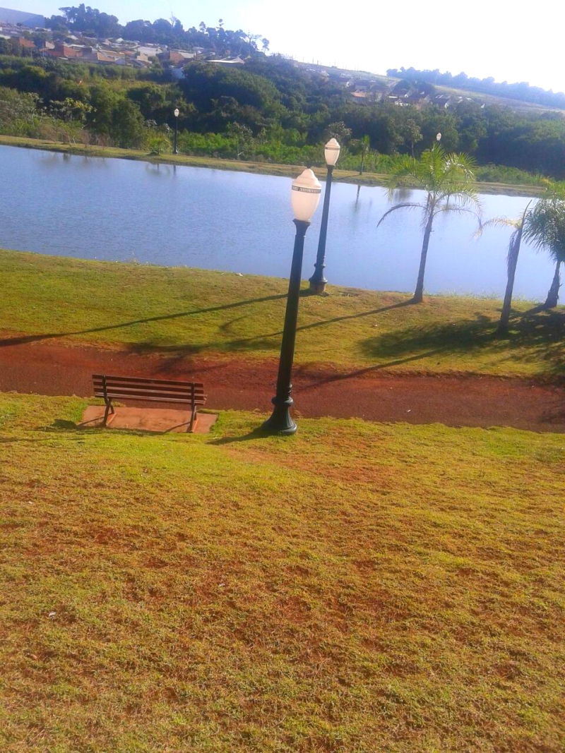 Prefeitura realiza limpeza no Parque Ecológico